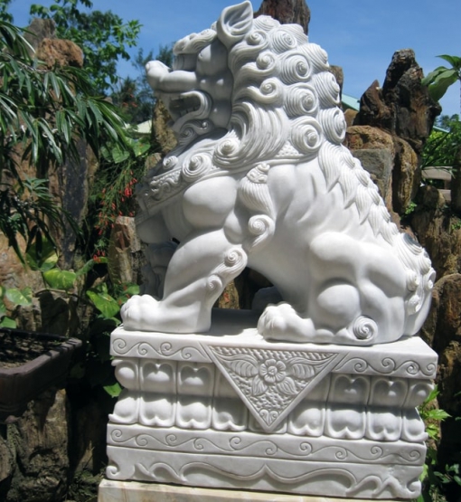 Feng Shui Statue